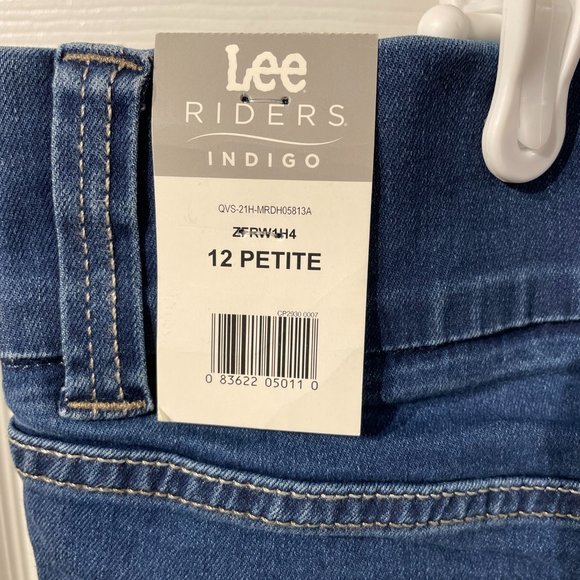 Lee Riders - Indigo Petite Capris - Picture 3 of 3